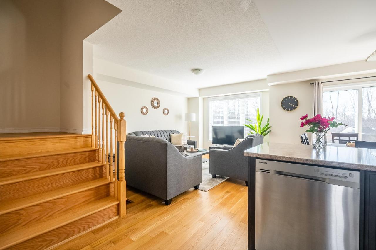 New 3Br Townhouse, Minutes To Niagara Falls And Brock University By Globalstay Thorold Luaran gambar